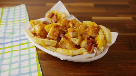 Chicken & Waffle NachosDelish Waffle Nachos, Chicken And Waffles Recipe, Waffle Sliders, Chicken N Waffles, Chicken Waffles, Waffles Recipe, Nachos Recipe, Slider Recipes, Chicken And Waffles