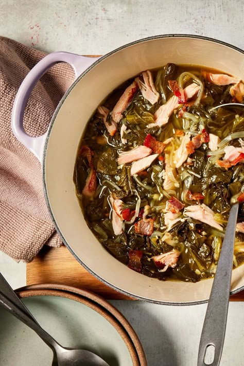 Turnip Greens Recipe, Turnip Green Soup Recipe, Crockpot Turnip Greens, Cooking Turnip Greens, Easy Turnip Green Soup, Turnip Green Soup With Conecuh Sausage, Turnip Green Soup, Smoked Turkey Wings, Southern Collard Greens