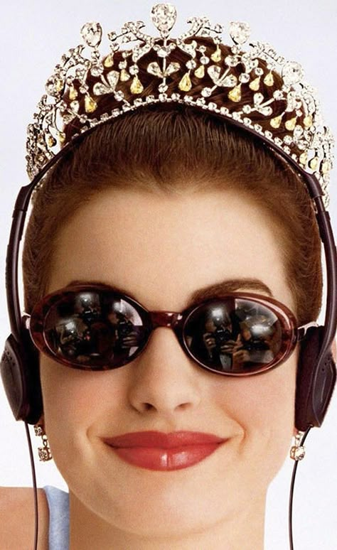 Princess Diaries Sunglasses, Princess Diaries Tiara, Princess Diaries Headphones, Princess Diaries Crown, Princess Diaries Cover, Princess Diaries Tattoo Ideas, Princess Diaries Photoshoot, Princes Diaries Costume, The Princess Diaries Costume