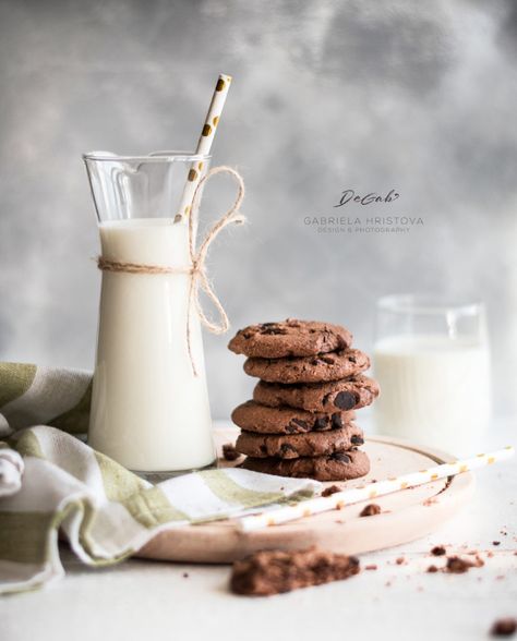 Food photography - Tips and tricks for beginners - DeGab | Food Photography Blog Idea For Food Photography, Deserts Photography Food, Photography Food Ideas, Food Photography Ideas At Home, Food Photography Cookies, Ideas For Food Photography, Food Fotographie, Food Photography Tricks, Simple Food Photography