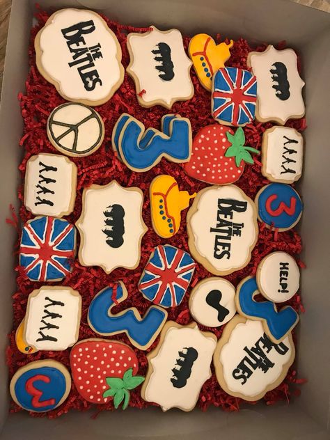 Beatles Cookies, Man Cookies, Men Classic, Classic Rock, The Beatles, Sugar Cookie, 1960s, Birthday Party, Birthday