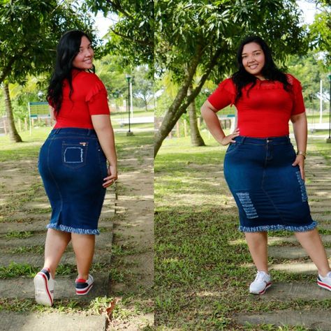 Plus Size Jean Skirt, Jean Skirt Plus Size Outfits, How To Style A Jean Skirt Plus Size, Jean Skirt Outfits Plus Size, Plus Size Hean Skirt, Fall Fashion Skirts, Plus Size Skirts, Tshirt Outfits, Curvy Outfits