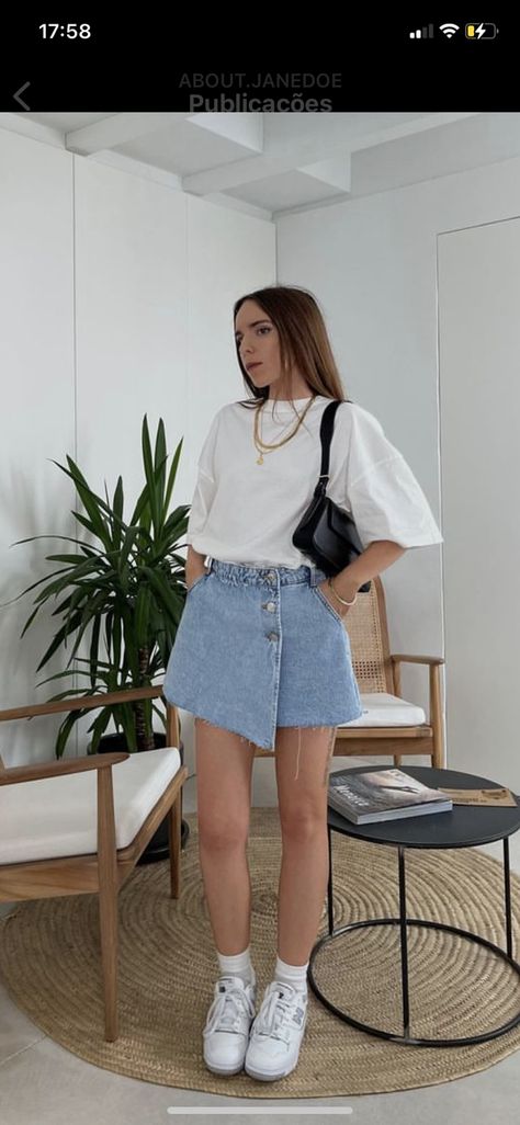 Spring Outfits Denim Skirt, Coffee Shop Date Outfit Casual, Jeans Skort Ootd, Skort Outfit Idea, Skorts Skirts For Women Outfit Ideas, Short Denim Skirt Outfits Aesthetic, Jean Skort Ootd Summer Outfits, Denim Skort Ootd Summer Outfits, How To Style Short Denim Skirt