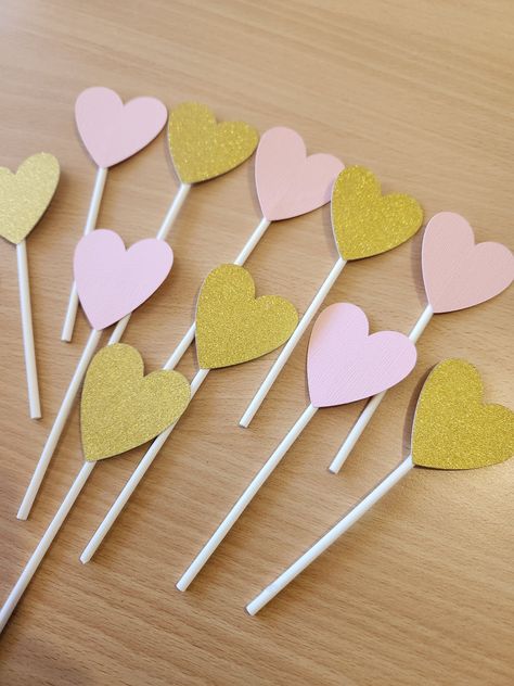 Love heart topper - pink & Gold  topper-   love heart - engagement party- wedding party decor- Genden reveal baby shower 12pcs Heart Engagement, Wedding Party Decor, Birthday Table, Table Set Up, Engagement Party Wedding, Cupcake Topper, Princess Birthday, Party Birthday, Table Set