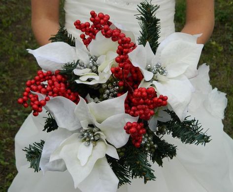 Romantic and Elegant Red Bridal Bouquet Ideas Christmas Wedding Bouquets, Christmas Wedding Themes, Red Bridal Bouquet, Christmas Bride, Bridal Bouquet Blue, Red Wedding Theme, Red Bouquet Wedding, Winter Wedding Bouquet, Christmas Bouquet