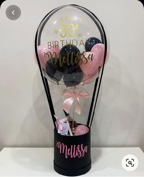 Hot Air Balloon Gift, Balloon Gifts, Balloon Bouquet Diy, Best Gift For Wife, Balloon Box, Balloon Crafts, Flower Box Gift, Diy Balloon Decorations, Flower Gift Ideas