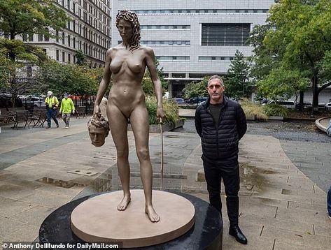 Newly unveiled Medusa statue is criticised by feminists  | Daily Mail Online Statue Of Medusa, Medusa Statue, Manhattan Park, Drakengard 3, The World Tarot, Medusa Art, Wacom Intuos, Farm Heroes, Drama Queens