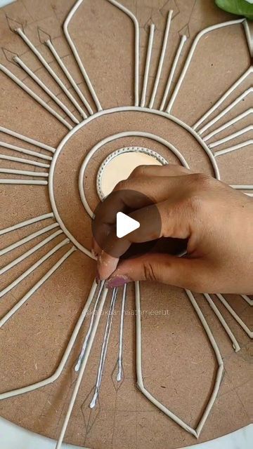 Lippan Art Diy, Mud Art, Lippan Art, Clay Wall Art, Mandala Art Lesson, Clay Wall, Diy Clay Crafts, Art Lesson, Mothers Day Crafts