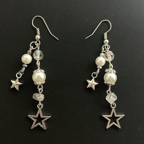 Dangly Star Earrings Silver, Silver Bead Jewelry, Cute Hanging Earrings, Diy Silver Earrings, Dangly Star Earrings, Pearl Star Earrings, Star Bead Earrings, Earings Diy Aesthetic, Star Jewelry Diy