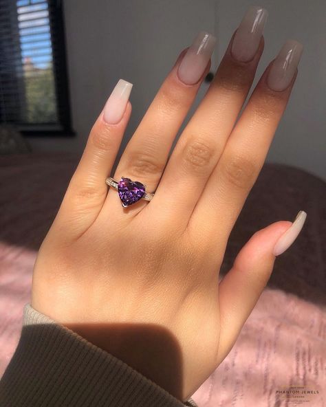 https://www.instagram.com/p/CM2W6S5HneK/?igshid=yyogiqas16v6 Engagement Ring Ideas, Trendy Watches, Gorgeous Engagement Ring, Best Engagement Rings, Ring Ideas, Pink Ring, Engagement Ring Styles, Stone Heart, Mani Pedi