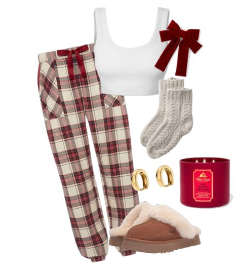 Plaid Pjs Outfit, Plaid Pajama Pants Outfits Aesthetic, Preppy Pjs, Aesthetic Uggs, Pajama Pants Outfit, Plaid Pjs, Roblox Clothing, Christmas Pajama Pants, Cute Christmas Outfits