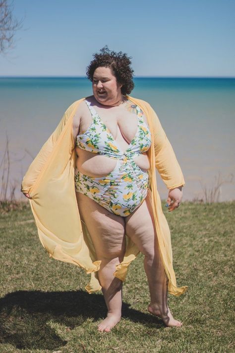 plus size woman standing in front of the lake wearing a one peice lemon swimsuit and a coverup Full Figure Bathing Suits, Lipedema Fashion, Plus Size Swimwear Fatkini, Plus Size Swimwear Big Belly, Lemon Swimsuit, Lake Outfits, Ugly Legs, Lake Wear, Swimwear Ideas