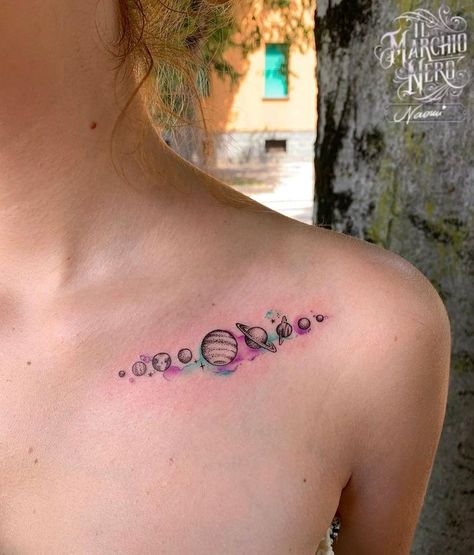 Soft Girl Tattoos, Solar System Tattoo, Planet Tattoos, Galaxy Tattoo, Muster Tattoos, Watercolor Tattoos, Tatuaje A Color, Space Tattoo, Collar Bone Tattoo