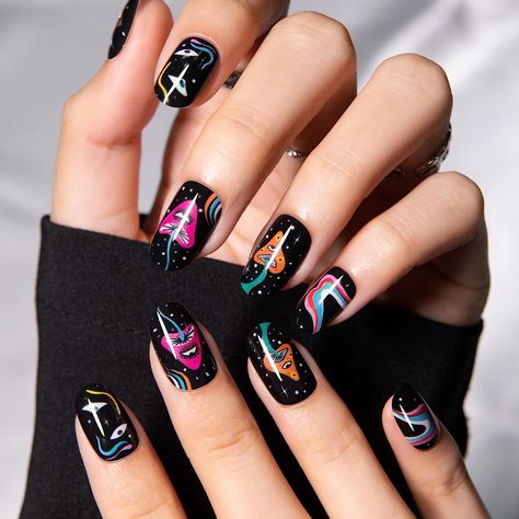 Mushroom Thanksgiving, Mushroom Nails, Nails With Design, Devil Eyes, Nails Inspiration Summer, Press On Nails Short, Goth Nails, Nails Medium, Long Lasting Nails