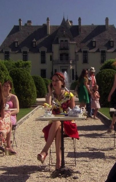 Gossip Girl Season 6 Episode 1 Blair Waldorf Fashion, Gossip Girl Season 6, Mode Gossip Girl, Estilo Blair Waldorf, Blair Waldorf Aesthetic, Blair Waldorf Outfits, Blair Waldorf Gossip Girl, Stile Blair Waldorf, Blair Waldorf Style