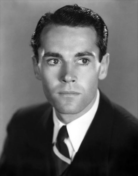 1930s Henry Fonda Male Haircut 1920s Mens Hair, Military Haircuts Men, Vintage Haircuts, 1930s Men, 1930s Hair, Henry Fonda, Old Portraits, Colorized Photos, Classic Movie Stars