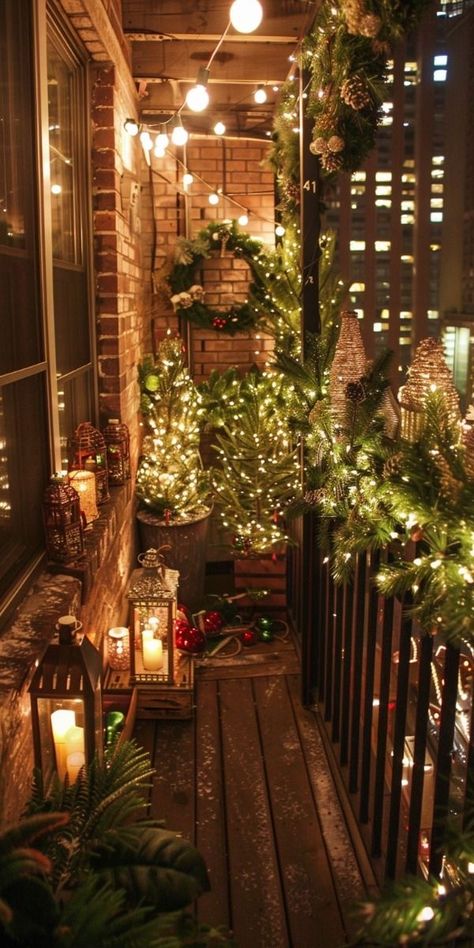 Christmas Balcony, Winter Balcony, Apartment Balcony Ideas, Rooftop Design, Christmas Apartment, Pretty Pink Princess, Christmas Lighting, Apartment Balcony, Small Balcony Ideas