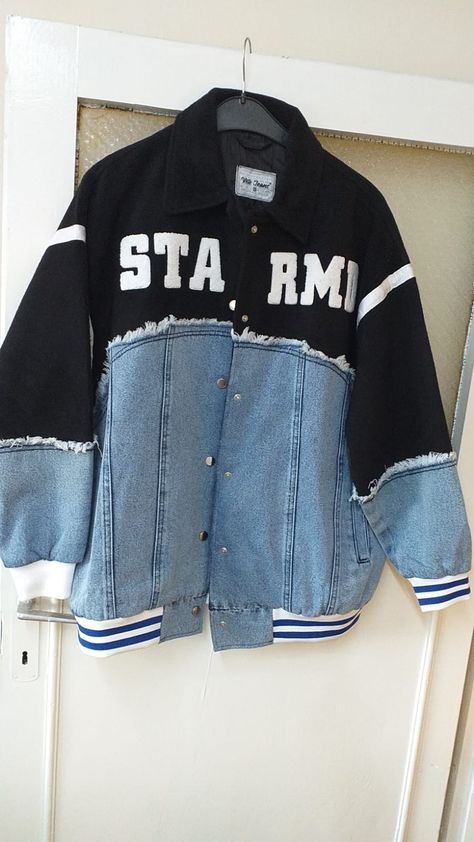 Reworked Jean Jacket, Denim Diy Clothes, Ropa Upcycling, Denim Inspiration, Concept Clothing, Guys Clothing Styles, Denim Diy, Refashion Clothes, Tomboy Fashion