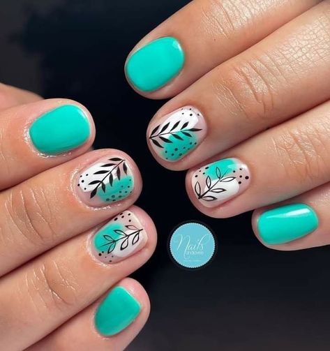 Teal Nails With Design, Shellac Nails Summer, Mini Nails, Summer Nails Art Designs, Airy Fairy, Summer Nails Art, Acrylic Nails Designs, Summer Nails 2023, Quick Nail Art