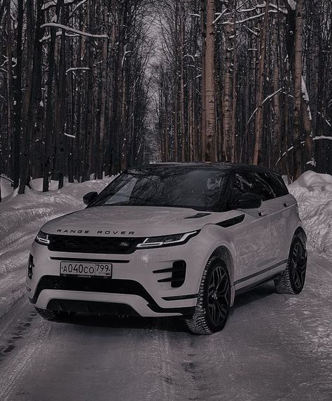 Range Rover Velar Aesthetic, Range Rover Aesthetic, Range Rover White, Dream Cars Range Rovers, Range Rover Black, Tmax Yamaha, Range Rover Car, Luxury Cars Range Rover, Stylish Car