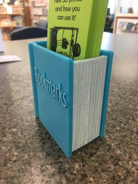 Book-Shaped+Bookmark+Holders+-+Remixed+by+jaymay22. Bookmark Holder Ideas, Book Shelf Bookmark, Book Mark Holder, Book Mark Display, Bookmark Holder Diy, 3d Printed Book Ends, 3d Printed Gifts For Her, 3d Printed Bookmarks, Bookmark Display