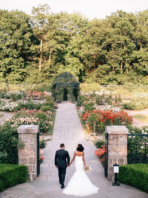 Garden wedding venue in New York, New York. -- The New York Botanical Garden in New York, New York Montreal Botanical Garden, Garden Botanical, Ny Wedding Venues, Wedding Nyc, Wedding Extras, New York Wedding Venues, Botanical Garden Wedding, Atlanta Botanical Garden, New York Botanical Garden