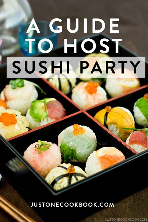 Sushi Birthday Party Ideas For Adults, Sushi Night Party, Sushi Graduation Party, Diy Sushi Party, Japanese Food Party, Make Your Own Sushi Party, Sushi Charcuterie Board Ideas, Sushi Board Ideas, Sushi Ideas Creative