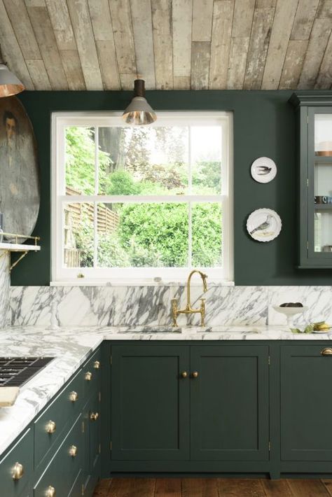 Luxe Bohemian Kitchen by deVOL Bottle Green Kitchen, Outdoor Kitchen Countertops, Concrete Countertop, Devol Kitchens, Bohemian Kitchen, Organizing Hacks, Green Cabinets, Kitchen Wall Tiles, Kitchen Paint