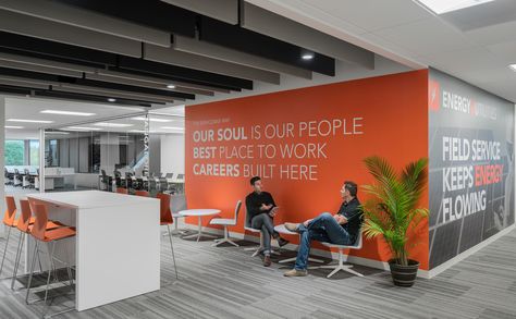 ServiceMax Pleasanton Workspaces Design, Office Wall Graphics, Office Graphics, Office Wall Design, Furniture Business, Corporate Office Design, Architects Office, Office Space Design, Modern Office Design