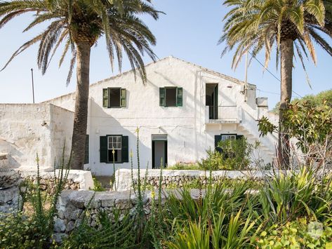 19th Century Traditional House, Menorca. Menorca House, European Houses, Agricultural Buildings, Mansion Designs, European House, Modern Houses, Elegant Living Room, Balearic Islands, Elegant Living