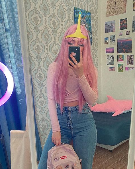 Princess Bubblegum Halloween, Comicon Outfit, Princess Bubblegum Costumes, Princess Bubblegum Cosplay, Adventure Time Cosplay, Halloween Duos, Halloween Costume Outfits, Princess Bubblegum, Fantasias Halloween