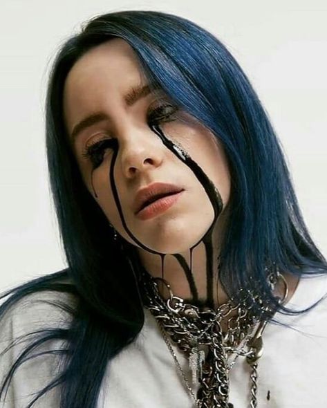 Billie Eilish Vídeos, Black Tears, Film Disney, Tim Burton, Shawn Mendes, Bad Guy, Blue Hair, Billie Eilish, Lany