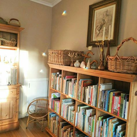 Basket For Book Storage, Two Person Chair, Nostalgic Classroom Aesthetic, Small Boho Home Office, Simple Homeschool Room, Homeschool Aesthetic, Homeschool Bookshelf, One Room Schoolhouse, Homeschool Room Design