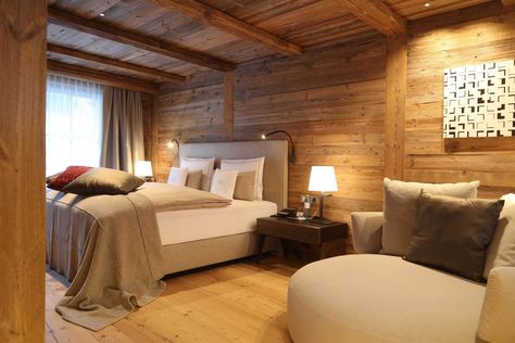 Five Star Hotel Room, Alpine Retreat, Lodge Interiors, Journal Wallpaper, Alpine Hotel, Rose Hotel, Flat Interior Design, North Conway, Architecture Luxury