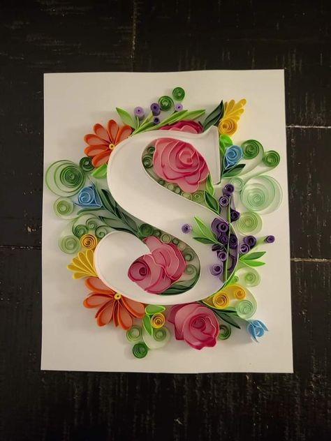 Paper Quilling Letters Alphabet, Quilling Letters Alphabet, Paper Quilling Letters, Alphabet Arabic, Cricut Flowers, Quill Art, Quilling Instructions, Quilling Letters, Origami And Quilling