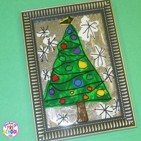 Perfect child made gift I can do in my classroom with students! How to make Christmas stained glass pictures. Christmas Gifts For Students, Preschool Christmas Gifts, Students Christmas, Affordable Christmas Gifts, Gifts For Students, Student Christmas Gifts, Parents Christmas, Cadeau Parents, Christmas Gifts For Parents