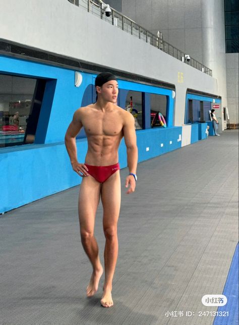 Swimmers Male Speedos, Male Swimmer Physique, Swimmer Body Men, Male Legs Reference, Swimmers Body Male, Male Hips, Short Legs Long Torso, Lean Body Men, Leg Reference