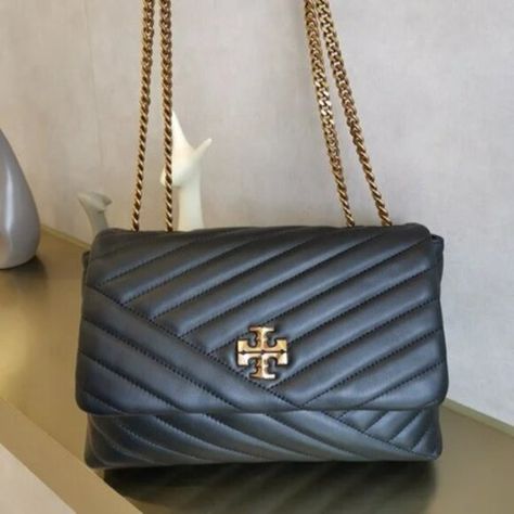 Tory Burch EUC Kira Convertible Shoulder Bag Chevron - black gold Tory Burch Kira Chevron, Kira Chevron, Tory Burch Kira, Bag Collection, My Bag, Nappa Leather, Shoulder Pads, Herringbone, Gold Hardware