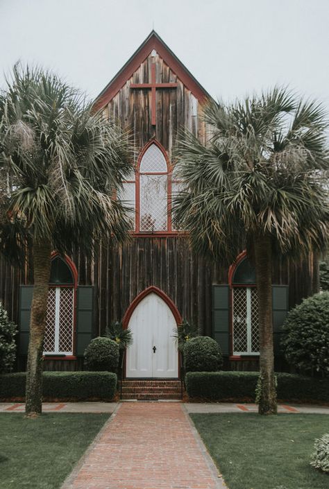 Bluffton, SC Travel Guide | Sincerely Ashley Bluffton South Carolina, Hilton Head Sc, Georgia Vacation, Bluffton Sc, Old Churches, Vision Board 2023, Low Country, Hilton Head, Beach Home