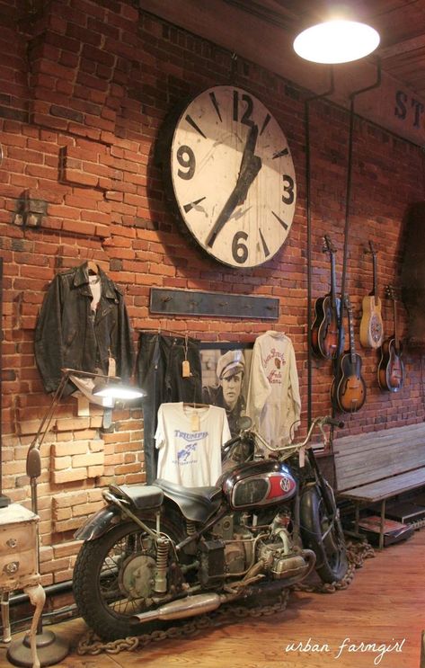 urban farmgirl: american pickers - nashville style Antique Archeology, Haircut Selfie, Photo Hijab, American Pickers, Motorcycle Shop, Motorcycle Garage, Industrial Ceiling, Nashville Style, Cafe Racer Bikes