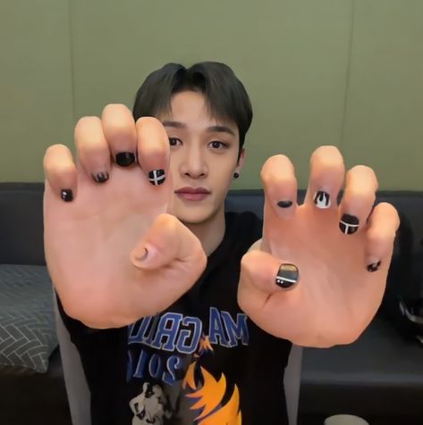 #bangchan #straykids Trendy Minimalist Nails Square, Bang Chan Nails, Minimalist Nails Square, Nails Square Pink, Skz Nails, Chan Nails, Pop Nails, K Pop Nails, Idol Nails