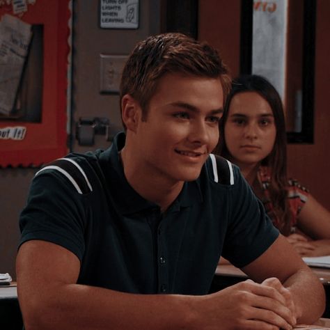 Lucas Girl Meets World, Lucas Friar, Peyton Meyer, Cute Guy Pics, Mr Perfect, Girl Dinner, Boy Meets World, Girl Meets World, Boy Meets