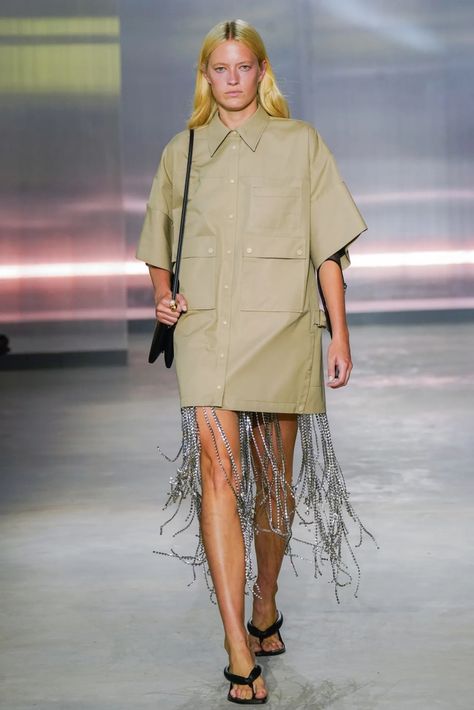 3.1 Phillip Lim Spring 2025 Ready-to-Wear Runway, Fashion Show & Collection Review [PHOTOS] Spring Runway, 2025 Fashion, Show Collection, April Showers, Fashion Show Collection, September 2024, 3.1 Phillip Lim, Phillip Lim, Business Fashion