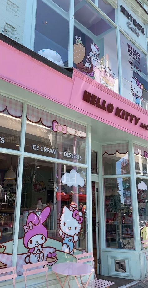 New York Hello Kitty, Experimental Marketing, Hello Kitty World, Sanrio Shop, Tokyo Aesthetic, Hello Kitty Photos, Mini Store, Kitty Cafe, Positive Vibes Quotes