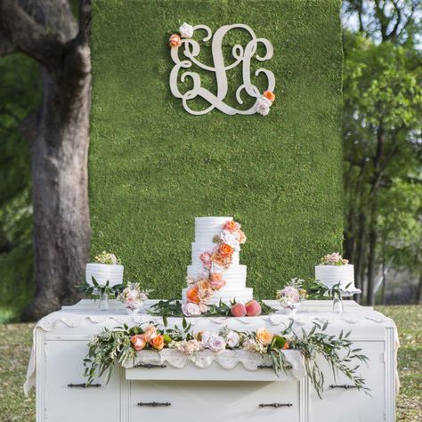 Sweet Southern Peach Wedding Shoot with a Floral Monogram Moss Backdrop, Southern Style Wedding, Terrarium Wedding, Greenery Wall, Moss Decor, Backdrop Diy, Garden Wedding Inspiration, Wedding Dessert, Dessert Display