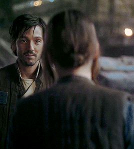 Cassian Andor Gif, Cassian And Jyn Rogue One, Jyn X Cassian, Jyn And Cassian Fanart, Padawan Aesthetic, Jyn Erso And Cassian Andor, Jyn And Cassian, Rogue One Star Wars, Cassian Andor