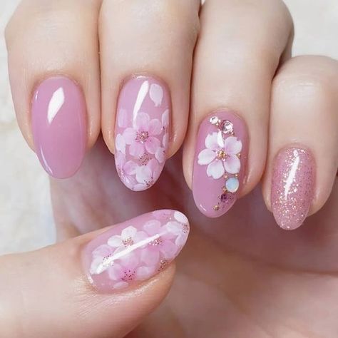 Cherry Blossom Nails, Spring Acrylic Nails, Elegant Nail Art, Floral Nail Designs, Summer Toe Nails, Subtle Nails, Beauty Nails Design, Japanese Nail Art, Cute Nail Art Designs