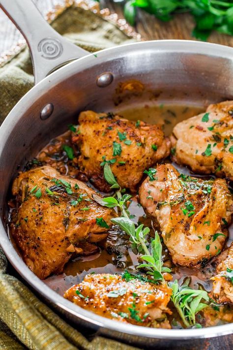 Chicken in Garlic Herb Sauce by @JoCooks - Flavorful weeknight dinner idea, cooked in a Le Creuset Stainless Steel Fry Pan Garlic And Herb Sauce, Sherry Sauce, Sherry Recipes, Jo Cooks, Herb Sauce, Garlic Herb, Juicy Chicken, Chicken Thigh Recipes, Dijon