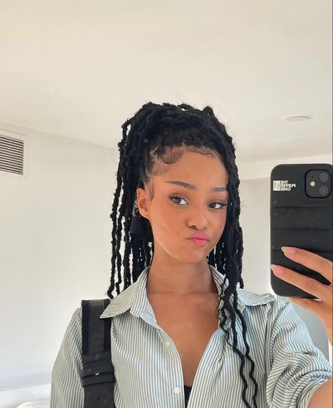 Cute Box Braids Hairstyles, Asian Eye Makeup, Royal Ballet, Girl Inspiration, July 10, Box Braids Hairstyles, Woman Crush, Box Braids, Pretty Face