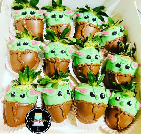 Baby Yoda Decorate Chocolate Covered Strawberries Yoda Chocolate Covered Strawberries, Chocolate Decorations, Covered Strawberries, Chocolate Covered Strawberries, Chocolate Covered, How To Make Cake, Strawberries, Butter Cream, Cake Decorating